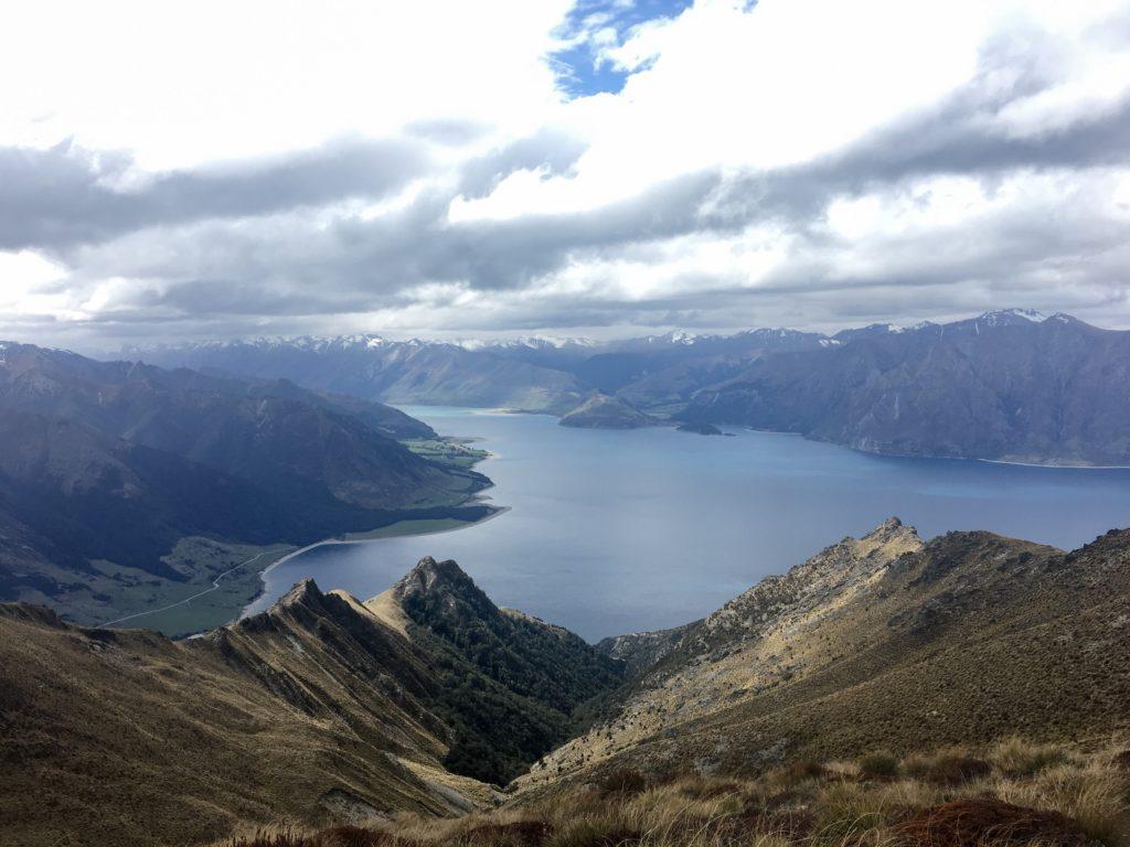 Isthmus Peak Hike Wanaka lake view
