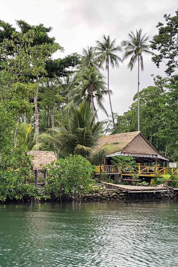 bungalow accommodation in the solomon islands