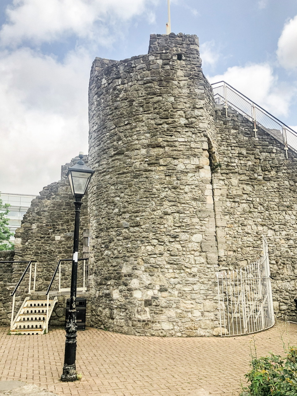 Circular stone tower in Southampton town wall