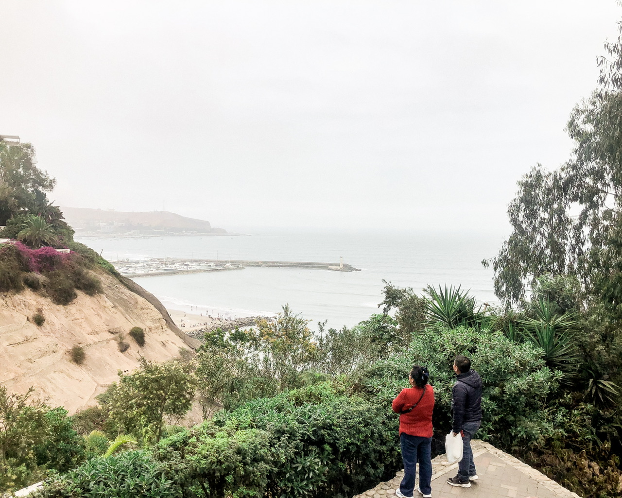 View from Catalina Recavarren lookout over the ocean in Barranco Lima